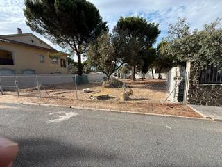 Terreno residencial  Calle pico de la serrota. Solar en navares