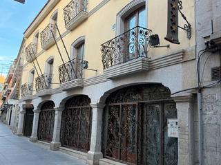 Edificio  Calle estrada. Hotel en centro de ávila