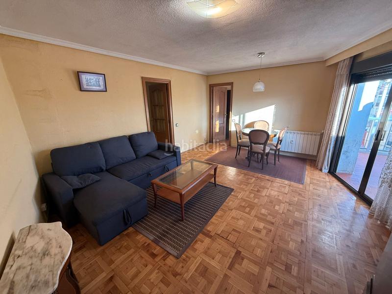 Foto 21d90053-dc22-4217-9b16-ecc61385c403. Piso  junto al mercado grande con piscina en Sur Ávila