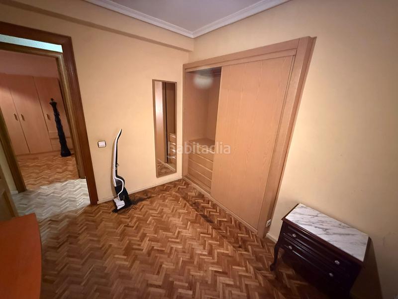 Foto 2cc1d481-2580-4946-8130-4e72f61f1411. Piso  junto al mercado grande con piscina en Sur Ávila