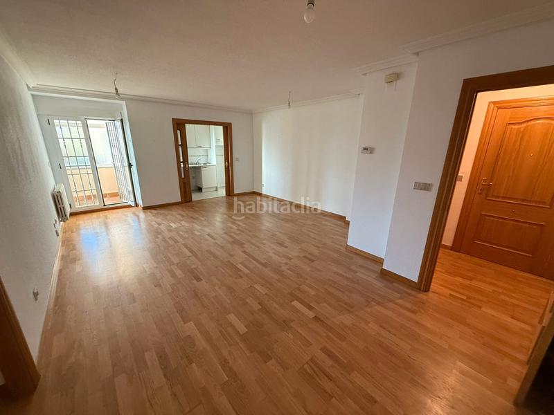 Foto 0cd44ef1-72d7-42be-9c05-cffe7306fdf2. Rent flat with heating parking pool in Sur Ávila