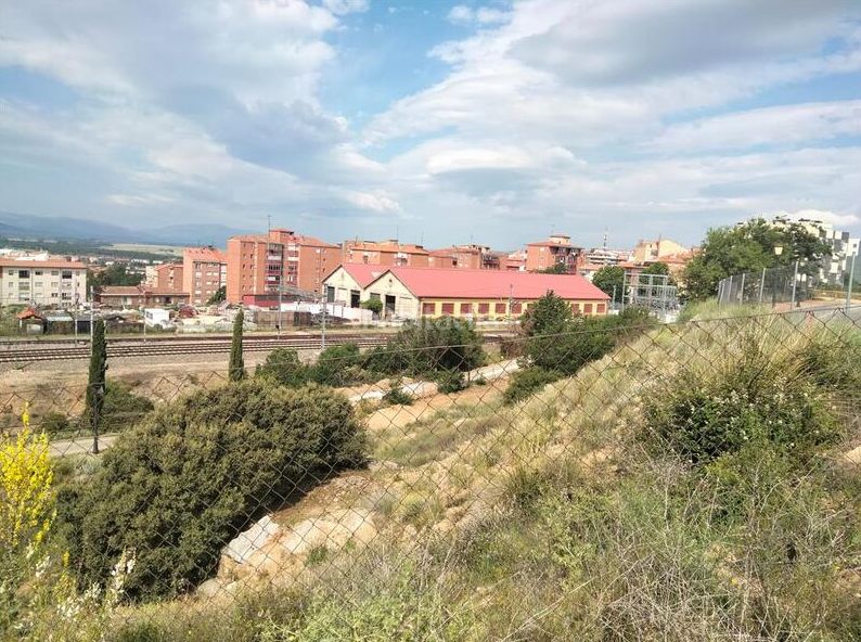 Foto e1026abe-3590-423c-8991-9fbb8102930c. Terreny residencial a Hervencias Ávila