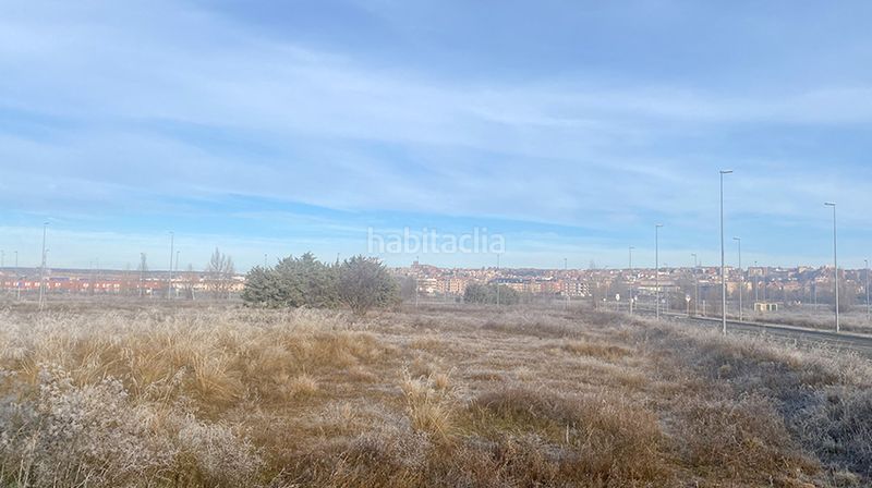 Foto c96668b4-5752-4eda-a39e-89678ebc321a. Terreny residencial a Sónsoles Ávila