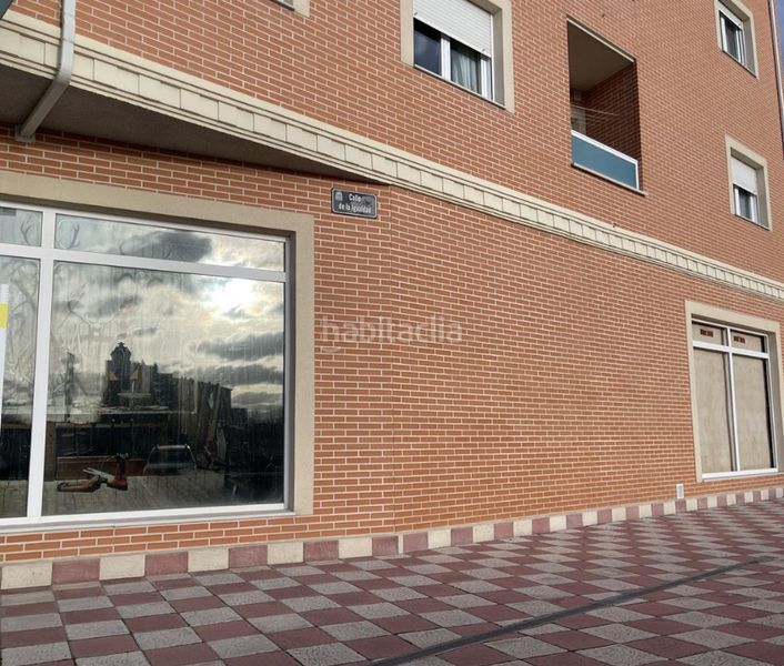 Foto da812e1e-1598-4e18-94f7-e84a8df3b40f. Local comercial a Universidad Ávila