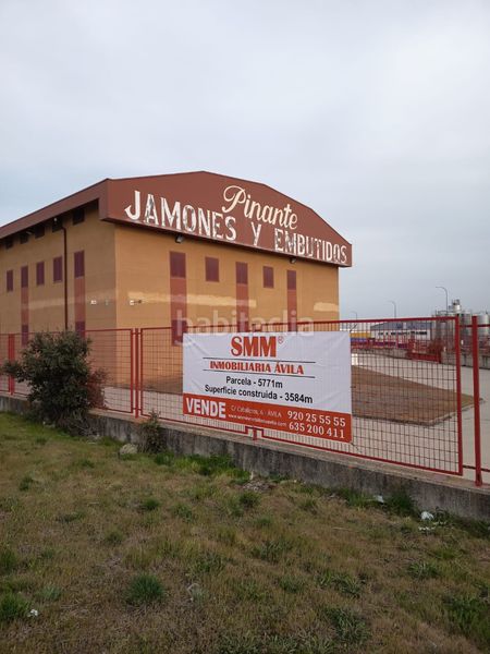 Foto f357faf5-7c26-4f30-b469-2663834a0dca. Nau industrial a Zona Rural Ávila