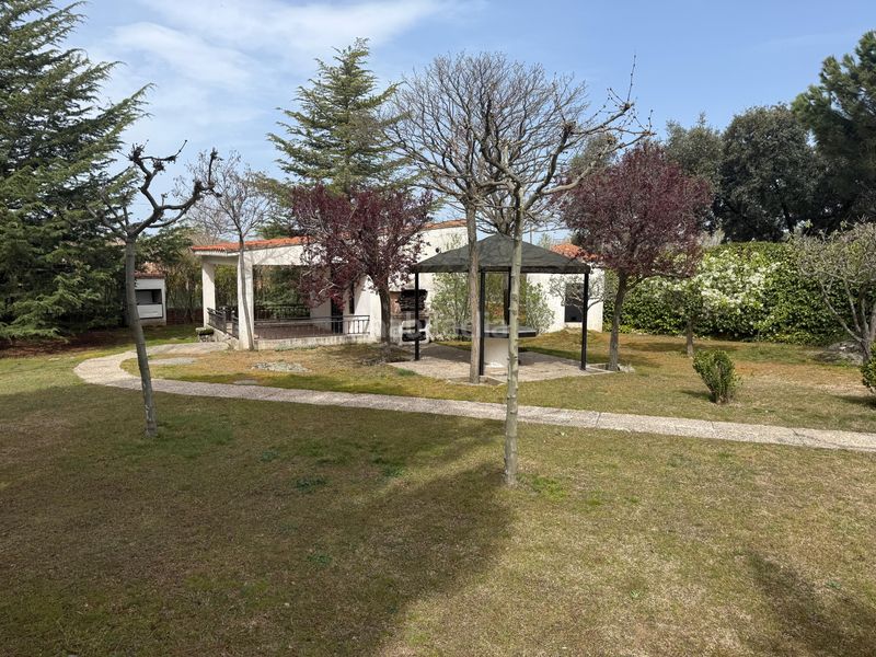 Foto 2064b072-0a63-4c1a-8053-9aa641ac93c0. Terreny residencial a Hervencias Ávila