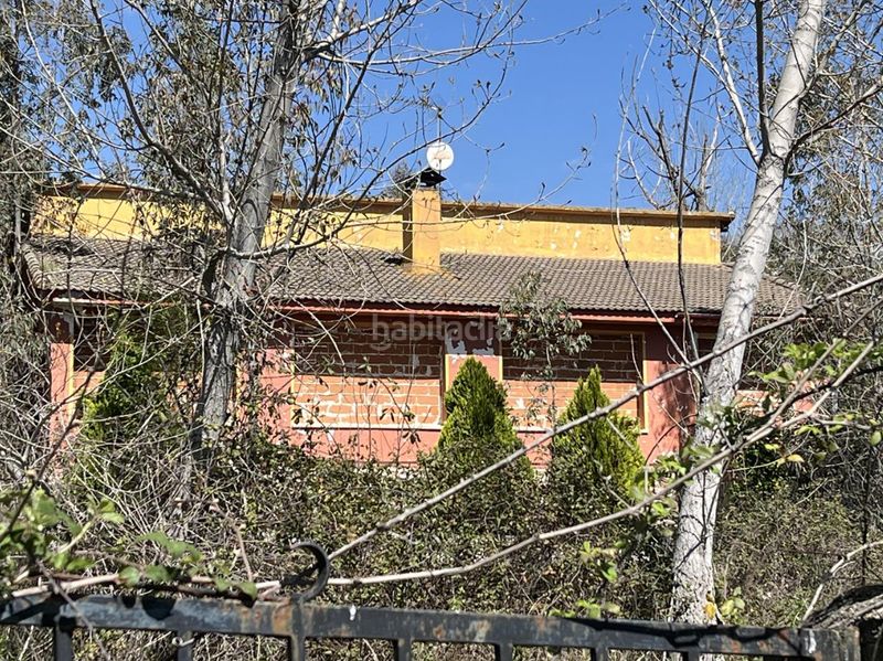 Foto 08cddeb1-e42a-44e9-81c0-1da6b2db8097. Finca rústica a Casavieja