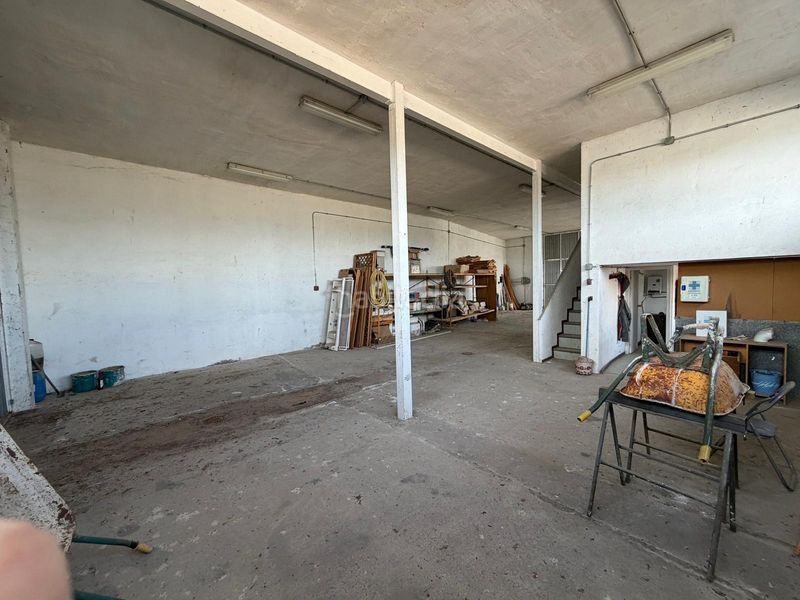 Foto b8883b71-e7a0-4eb1-8923-591a67b64c6e. Nau industrial a Zona Rural Ávila