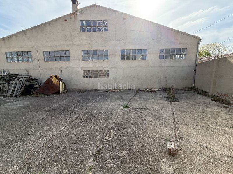 Foto c7133857-9355-4cb4-9596-eddc24716269. Nau industrial a Zona Rural Ávila