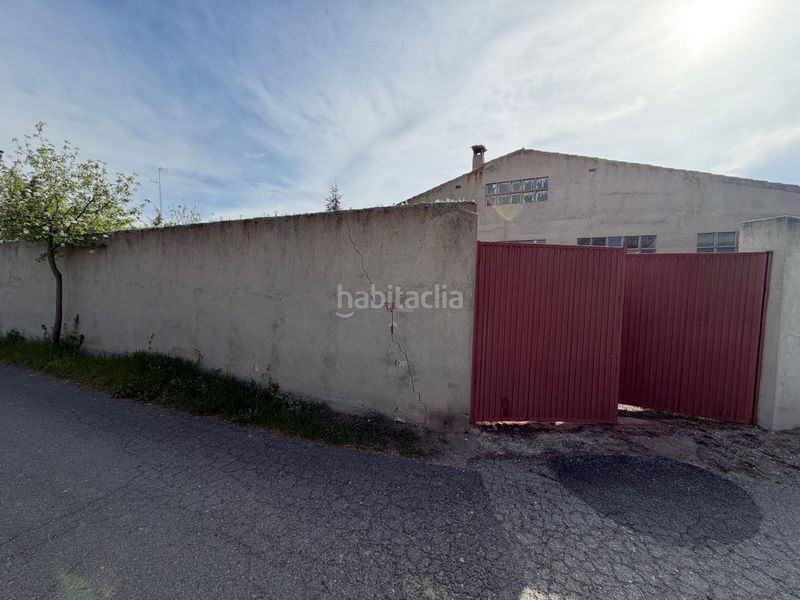 Foto cd66fb36-817b-43ea-9d11-8b9ec8f1ad1a. Nau industrial a Zona Rural Ávila