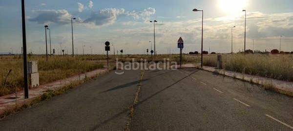 Foto 93e139b2-edbc-4ca4-bc48-c5072e819c9c. Terreny residencial a Sanchidrián
