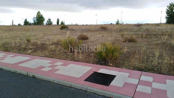 Foto 97c2e282-8ed6-425a-8336-d649c4ebe143. Terreny residencial a Sanchidrián