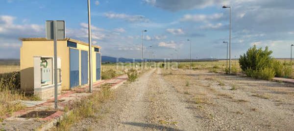 Foto e98988d0-b7fc-4b86-9967-d751bcfa1c4f. Terreny residencial a Sanchidrián