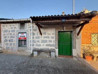Towny house  Calle real. Casa en tolbaños
