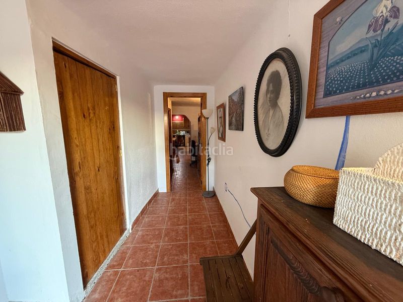 Foto 6dce7ab6-54d2-4534-96ce-79bda1de40d7. Casa aparellada amb xemeneia calefacció a Tolbaños
