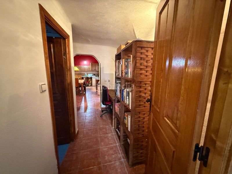 Foto 7af389f5-07a4-4322-a003-f381c293b4d5. Casa aparellada amb xemeneia calefacció a Tolbaños