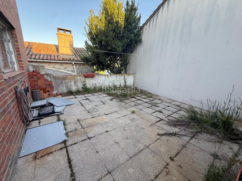 Foto c3c96a46-5f2b-4e94-9c9f-f7f2104cfe3d. Casa aparellada amb xemeneia calefacció a Tolbaños
