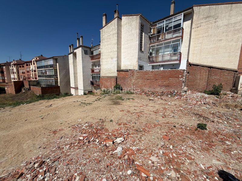 Foto b353588b-a972-43be-8268-b6b28281ac80. Terreny residencial a Sur Ávila