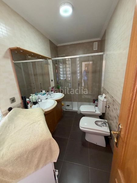 Foto 714c374b-faa6-4761-a5b2-010bb68969ce. Casa aparellada amb calefacció aparcament a Hervencias Ávila