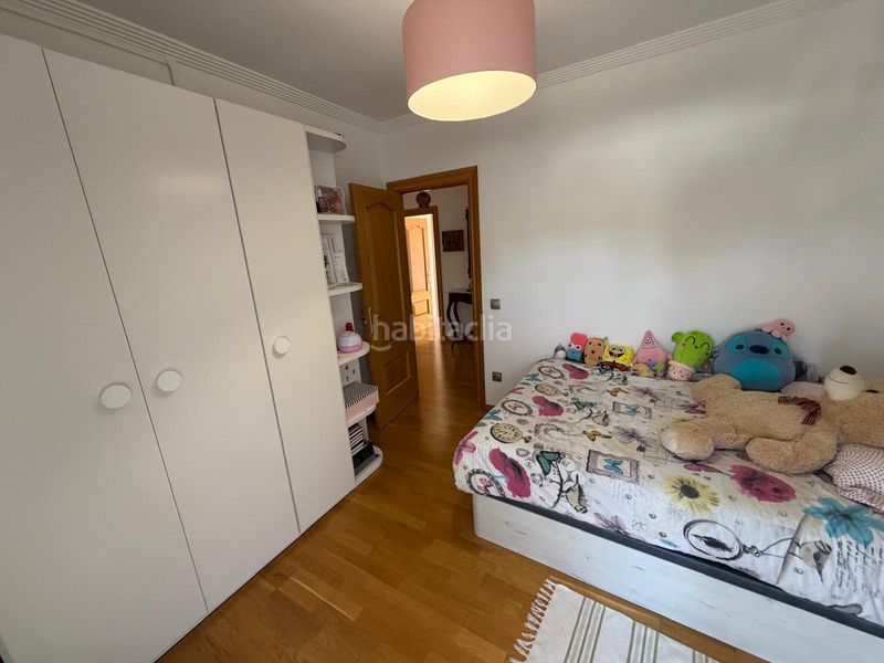 Foto eef64325-cddb-434e-9f7d-c9ba40625bed. Casa aparellada amb calefacció aparcament a Hervencias Ávila