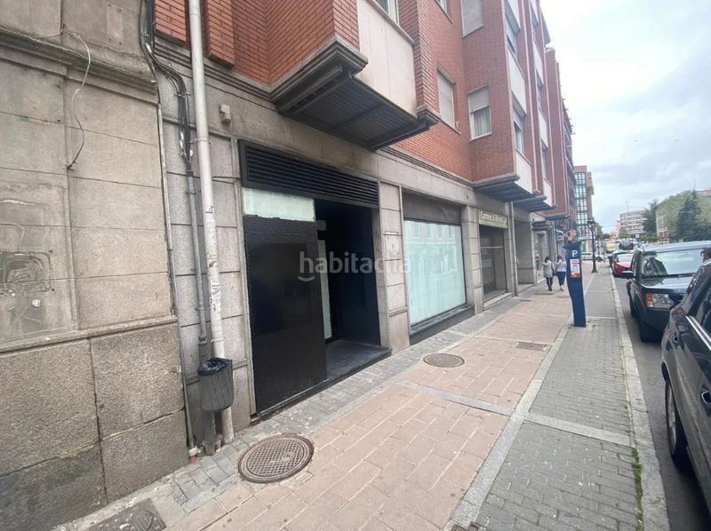 Foto 1dfe1485-dc2b-4890-97f4-48bcaf6fc1c6. Local comercial amb calefacció a Estación Ávila