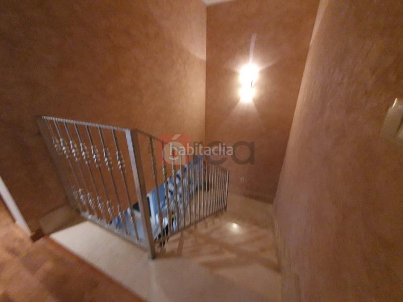 Foto 0320f929-0d6c-42ca-9885-bcdd80e85804. Casa adossada amb calefacció a Centro Cuenca