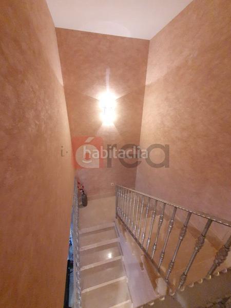 Foto 476aef6c-9751-4d77-95a7-f465c62606ec. Casa adossada amb calefacció a Centro Cuenca