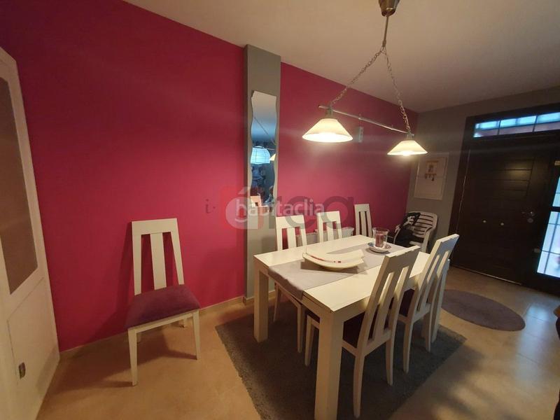 Foto 6e20fe00-9ac8-4b90-880c-f8ff3be71598. Casa adossada amb calefacció a Centro Cuenca