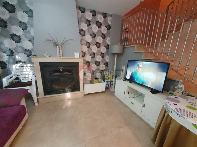 Foto 93371f3a-9e3e-4f97-80a1-3f8d75dfee31. Casa adossada amb calefacció a Centro Cuenca