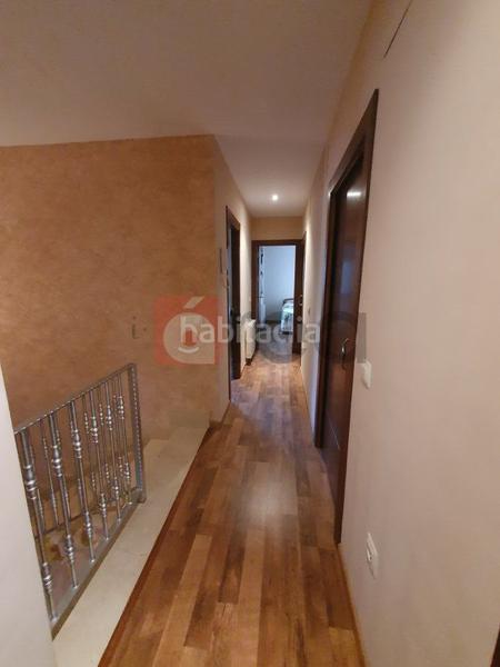 Foto 95877de5-70ac-4471-add4-df86a1de85dc. Casa adossada amb calefacció a Centro Cuenca