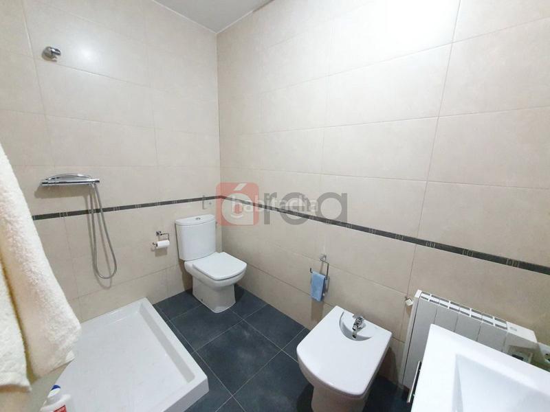 Foto a5424a4a-d654-4b1e-a822-f4cfcb5ee20e. Casa adossada amb calefacció a Centro Cuenca