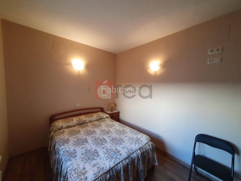 Foto f6a223e6-e5cd-440c-a995-e2ddb9a51fdb. Casa adossada amb calefacció a Centro Cuenca