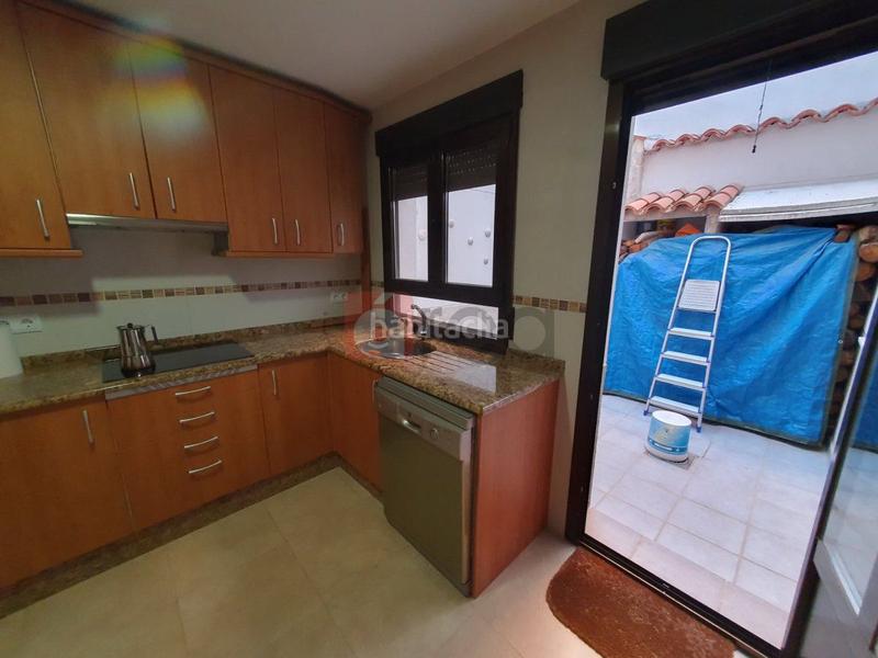 Foto fb289b48-6ec1-477e-b539-5351f8e54352. Casa adossada amb calefacció a Centro Cuenca