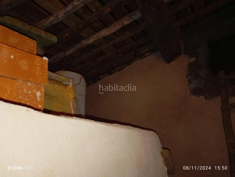 Foto 43f6f184-4f4a-4b63-9b77-f9f62422e750. Casa amb aparcament a Sotorribas