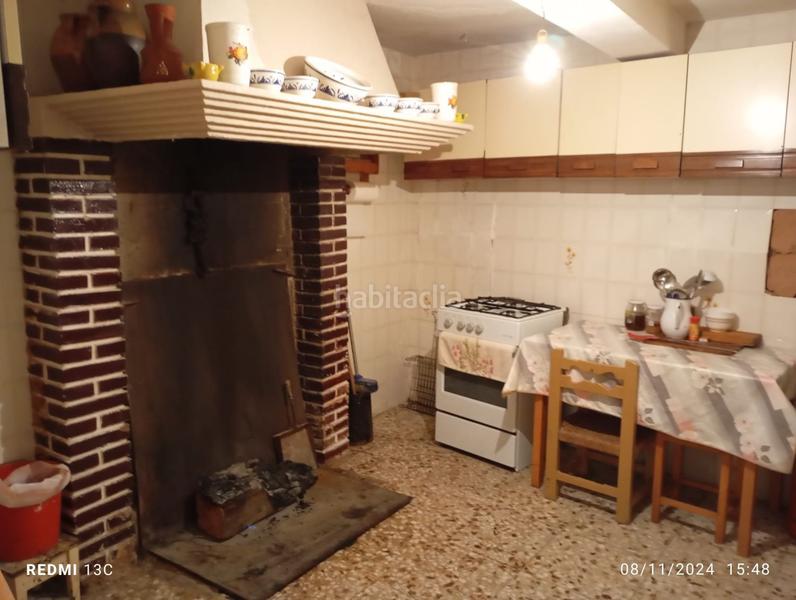 Foto b34dba36-aca8-49a9-b17d-7d104b30639b. Casa amb aparcament a Sotorribas