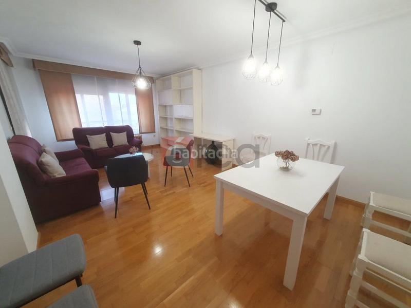 Foto cd2d1819-b9cb-4f14-af05-ed3bfe795623. Flat with heating parking in Alameda Cuenca