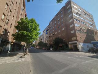 Lloguer Pis a Centro. Piso en alquiler en centro, 4 dormitorios.