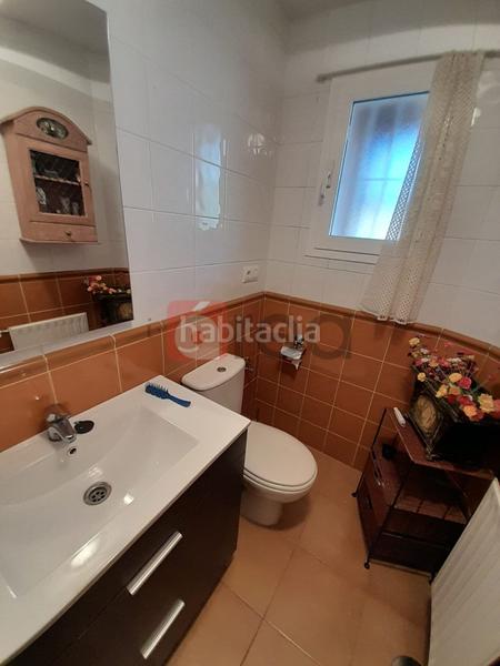 Foto a08020fa-fd35-4a61-8ba5-cc2a2eb8de22. Casa adossada amb aparcament a San Fernando - Carretera de Valencia Cuenca