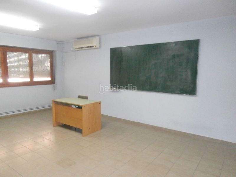 Foto d9b95297-52a9-4491-adb2-ebb07588b547. Local comercial a Centro Cuenca