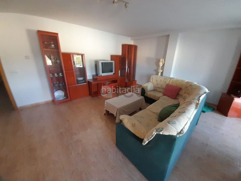 Foto ad54eb84-3199-4be1-9af7-d6d3d3566309. Pis amb calefacció aparcament a Arcas del Villar