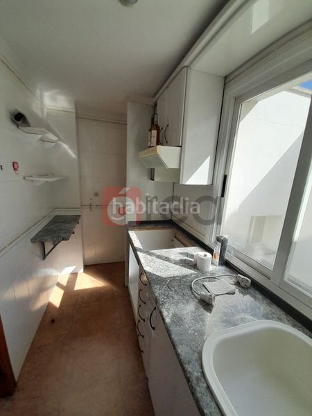 Foto 7060a7f0-9597-461c-865d-9e99767852ad. Pis amb calefacció aparcament a Centro Cuenca