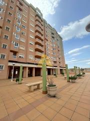 Autoparkplatz in Plaza del cavanna 105