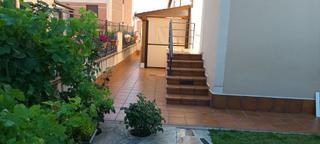 Casa aparellada  Camino de trescasas. La lastrilla chalet pareado en venta cinco dormitorios, uno en p