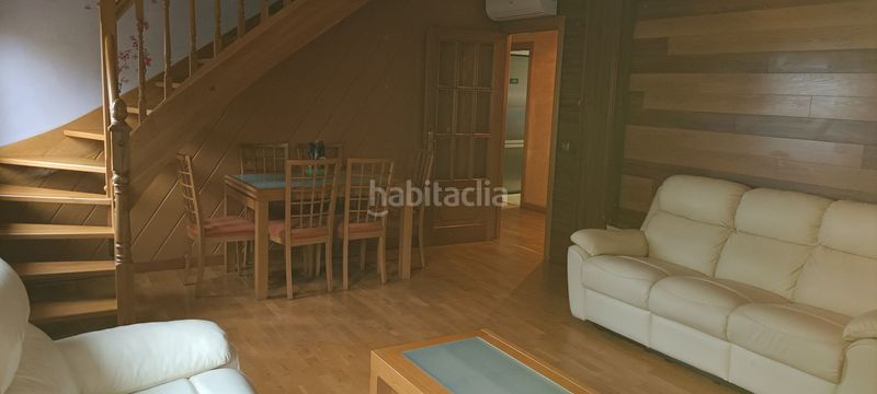 Foto 3dcb7e20-1871-4fa1-a58d-ae0818be7dcd. Alquiler dúplex piso en alquiler frente antiguo hospital 18 de julio duplex de cuatro dormitorios, tres baños, amueblado, garaje, trastero en Segovia