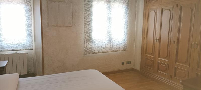 Foto 59b3f602-3a8b-4e4b-ad3f-a88e71bc68cf. Location duplex avec chauffage parking dans Plaza Mayor - San Agustín Segovia