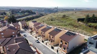 Xalet a Calle obispo antonio palenzuela 11d. Chalets individuales en alquiler la lastrilla