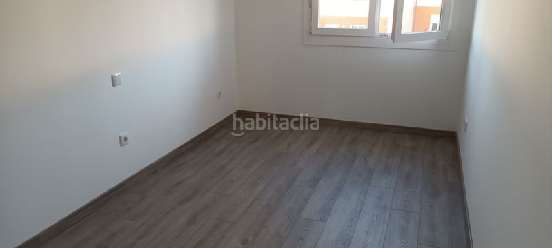Foto f25876f7-415b-486b-b450-db8e08ff962b. Chalet en calle la atalaya 17 chalets adosados en la lastrilla en Lastrilla (La)