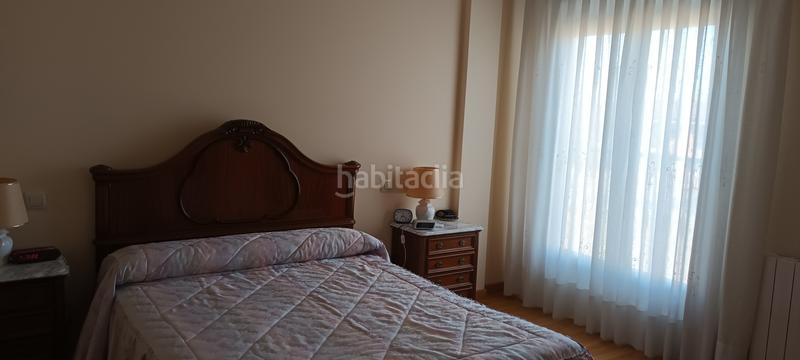 Foto a0554b2d-bc01-4984-a009-6dee5f6345e8. Maison jumelée dans calle 4 3 dans Lastrilla (La)