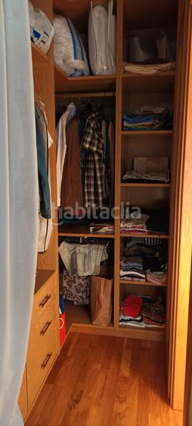 Foto afdf51af-a82c-46a5-9093-89a3596f62b5. Maison jumelée dans calle 4 3 dans Lastrilla (La)