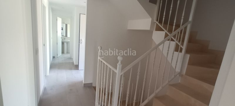 Foto 005b01b5-3c0f-403d-a3d1-b45afcda74be. Location chalet dans calle obispo antonio palenzuela 3p dans Lastrilla (La)